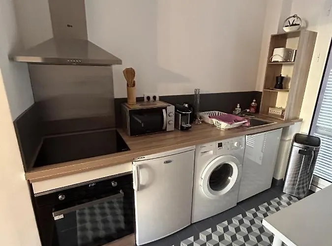 Le Verlaine, En Centre A Deux Minutes Des Plages *